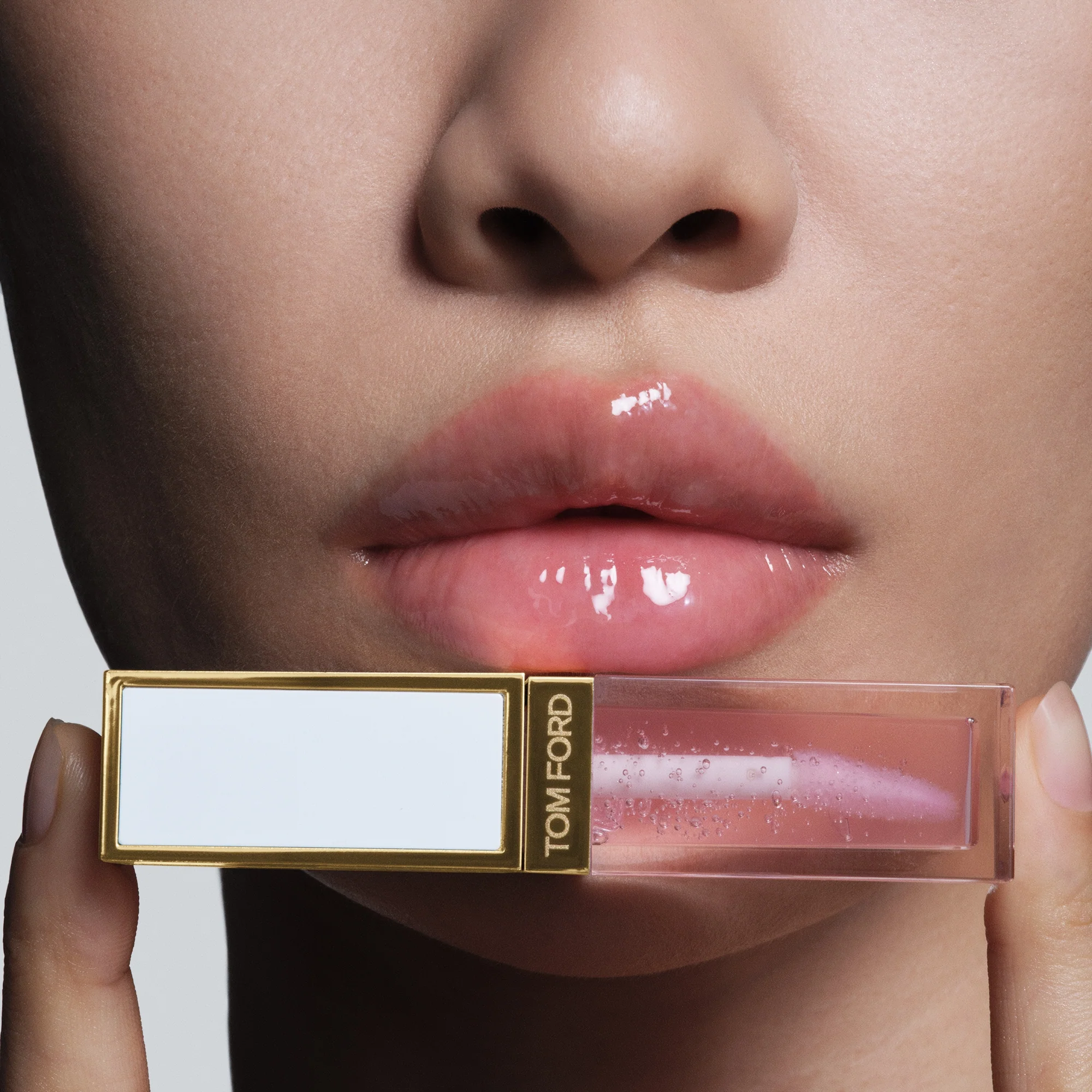 Soleil Hydrating Lip Oil - Image 5